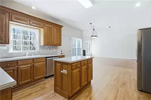 3805 Jones Creek Dr, Buford, GA 30519 - Photo 21