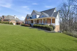 3805 Jones Creek Dr, Buford, GA 30519 - Photo 7