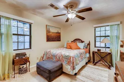 2515 Skyland Trail NE, Brookhaven, GA 30319 - Photo 11