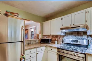 2515 Skyland Trail NE, Brookhaven, GA 30319 - Photo 9