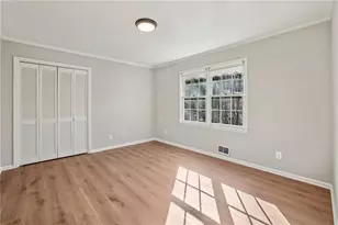 5189 Hidden Branches Cir, Dunwoody, GA 30338 - Photo 21