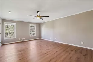 5189 Hidden Branches Cir, Dunwoody, GA 30338 - Photo 15