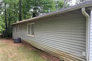 1145 Spring Creek Cir, Griffin, GA 30223 - Photo 3