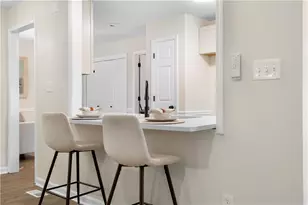 323 Lumpkin St, Winder, GA 30680 - Photo 7