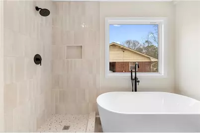 323 Lumpkin Street, Winder, GA 30680 - Photo 19