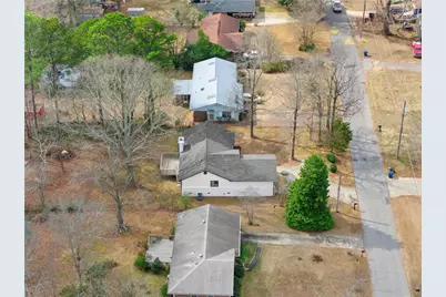 323 Lumpkin Street, Winder, GA 30680 - Photo 29