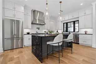 2020 Clearwater Dr, White Plains, GA 30678 - Photo 3