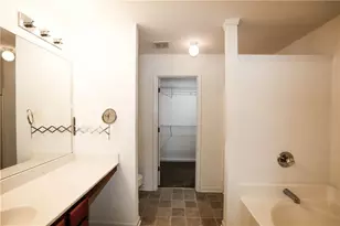 1939 Durwood Ln, Duluth, GA 30096 - Photo 21