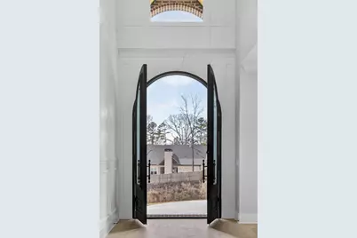 405 Thunder Road, Buford, GA 30518 - Photo 9