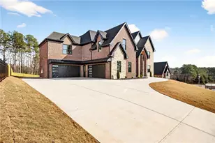 405 Thunder Rd, Buford, GA 30518 - Photo 3