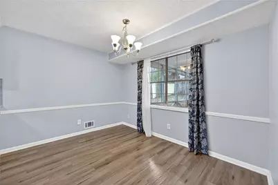 994 Bramwell Lane, Stone Mountain, GA 30083 - Photo 9