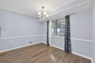 994 Bramwell Ln, Stone Mountain, GA 30083 - Photo 9