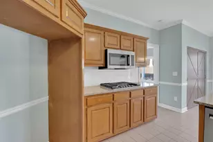 1040 Lewis Ridge Cir, Lawrenceville, GA 30045 - Photo 29