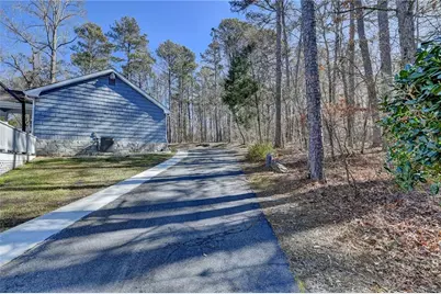 3700 Wickloe Court, Snellville, GA 30039 - Photo 101