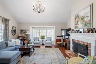 1051 Club Pl NE, Brookhaven, GA 30319 - Photo 3