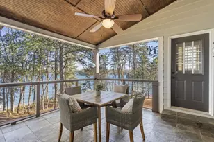 6402 Lakeview Dr, Buford, GA 30518 - Photo 17