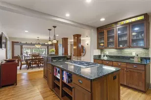 6402 Lakeview Dr, Buford, GA 30518 - Photo 11