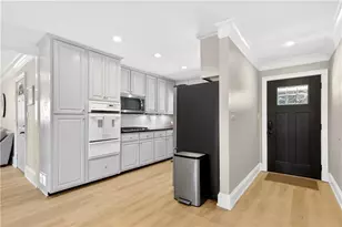 1840 Timothy Dr NE, Atlanta, GA 30329 - Photo 9