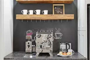 1010 Crossvine Rd, Roswell, GA 30075 - Photo 17