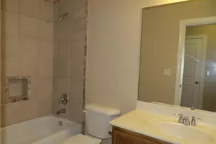 131 W Ridge Way, Roswell, GA 30076 - Photo 5