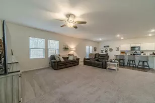 597 Bentwater Wy, Hoschton, GA 30548 - Photo 11