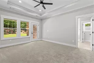 10041 Lakeview Pkwy, Villa Rica, GA 30180 - Photo 17