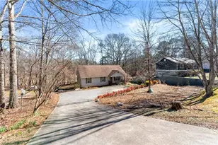 3026 Summer Lake Dr, Gainesville, GA 30506 - Photo 5