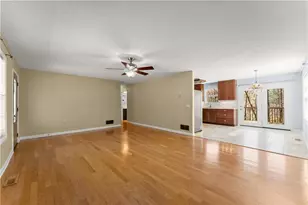 3026 Summer Lake Dr, Gainesville, GA 30506 - Photo 9