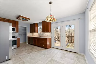 3026 Summer Lake Drive, Gainesville, GA 30506 - Photo 11