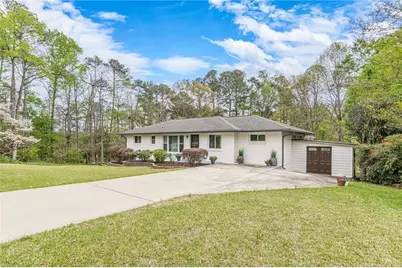 2396 Elmwood Circle SE, Smyrna, GA 30339 - Photo 5