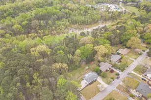 2396 Elmwood Cir SE, Smyrna, GA 30080 - Photo 63