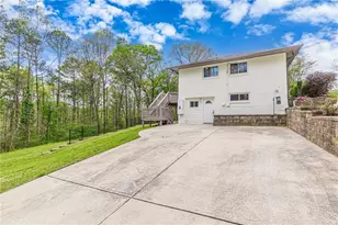 2396 Elmwood Cir SE, Smyrna, GA 30080 - Photo 47