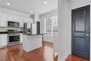 5747 Pine Oak Dr, Peachtree Corners, GA 30092 - Photo 9