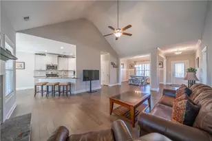 248 Azalea Lakes Dr, Dallas, GA 30157 - Photo 5