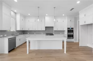 10035 Blanford Way, Johns Creek, GA 30005 - Photo 11