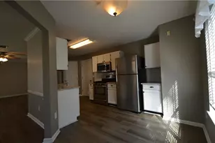 701 Coventry Township Ln, Marietta, GA 30062 - Photo 9