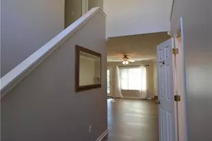 701 Coventry Township Ln, Marietta, GA 30062 - Photo 5