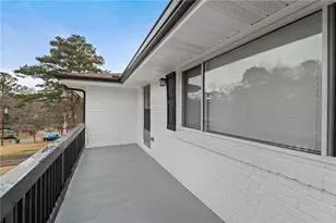 3986 Phylis Pl, Decatur, GA 30035 - Photo 3