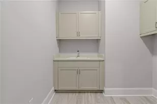 10025 Ruppel Ln, Johns Creek, GA 30005 - Photo 15