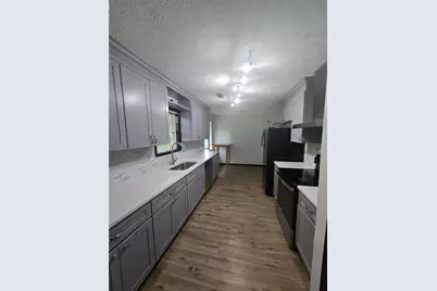 1758 Eric Circle, Lawrenceville, GA 30043 - Photo 3