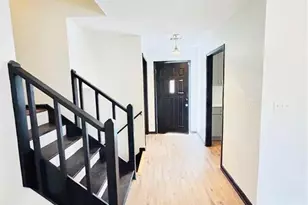 1758 Eric Cir, Lawrenceville, GA 30043 - Photo 9