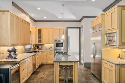 33 Cliftwood Drive, Atlanta, GA 30328 - Photo 15