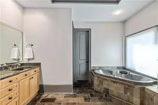 33 Cliftwood Dr, Atlanta, GA 30328 - Photo 25