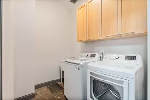 33 Cliftwood Dr, Atlanta, GA 30328 - Photo 21