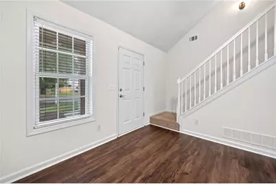 172 Stoneforest Drive, Woodstock, GA 30189 - Photo 5