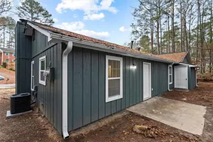 194 Timber Creek Ln SW, Marietta, GA 30060 - Photo 7