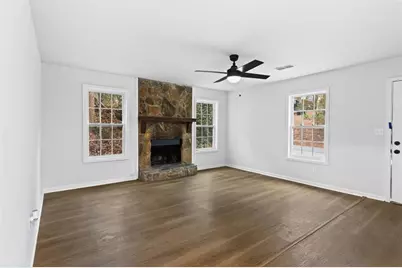 194 Timber Creek Lane SW, Marietta, GA 30060 - Photo 11