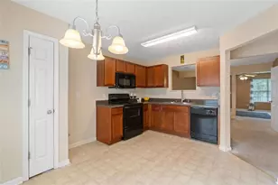 8399 Carlington Ln, Jonesboro, GA 30236 - Photo 5