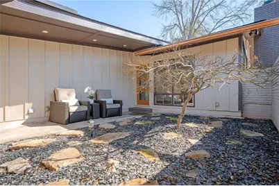 2018 Nancy Circle SE, Smyrna, GA 30080 - Photo 5