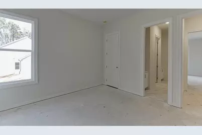 8145 Heardsville Court, Cumming, GA 30028 - Photo 9